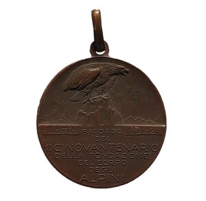 reverse: Medaglia 50° Anniversario Corpo degli Alpini, III° tipo 1872 - 1922. AE.