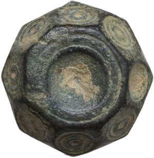 reverse: EARLY ISLAMIC WEIGHT  Early islamic period, c. 9th-12th century AD.  Islamic weight in the shape of a dice with numerous faces.  Diameter: 18 mm