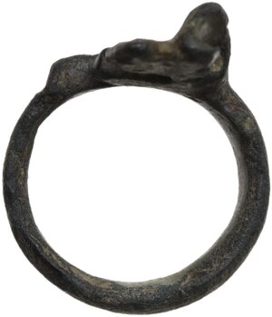 obverse: ROMAN KEY RING  Roman period, c. 1st-3rd century AD.   Roman bronze key ring.  Height: 20 mm., Width: 19 mm