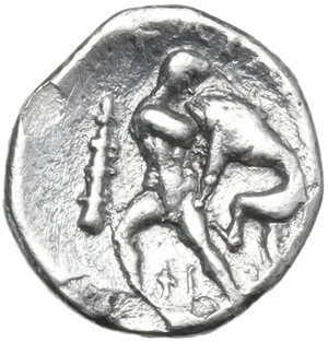 reverse: Southern Apulia, Tarentum. AR Diobol, 280-228 BC