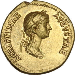 reverse: Claudius (41-54) with the wife Agrippina Junior. AV Aureus. Rome mint, c. 50-54 AD