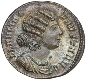 obverse: Fausta, wife of Constantine I.. AE 19 mm. Ticinum mint, 326 AD
