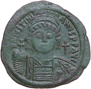 obverse: Justinian I (527-565).. AE Follis. Constantinople mint, 4th officina. Dated year RY 14 (540/1)