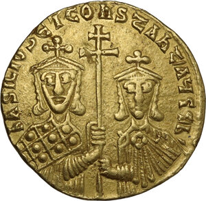 reverse: Basil I, the Macedonian (867-886 AD).. AV Solidus, Constantinople mint