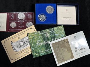 obverse: REPUBBLICA ITALIANA - Lotto di 12 monete dittico/trittico