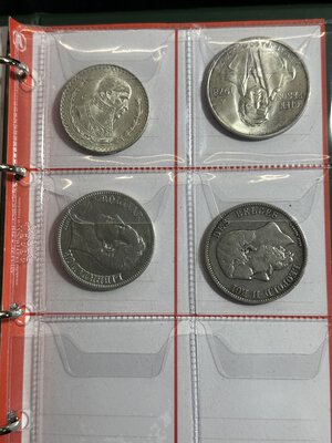 reverse: MONDIALI Lotto di 21 monete d argento in album