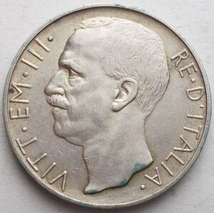 reverse: Vittorio Emanuele III - 10 lire 1928 biga 2 rosette ag. BB. RR.