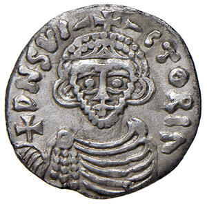 obverse: Benevento. Arichi II duca (758-774). II periodo: 765-774. Tremisse EL gr. 1,15. CNI 14/22. MIR 181. Molto raro. q.SPL