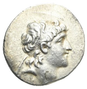 obverse: KINGS OF CAPPADOCIA. Ariarathes VI Epiphanes Philopator, 130-116 BC. Drachm (Silver, 19.50 mm, 4.15 g) Dated RY 1 (= 130/29 BC) Diademed head of Ariarathes right. Rev. ΒΑΣΙΛΕΩΣ vertical to right, ΑΡΙΑΡΑΘΟΥ vertical to left, ΕΠΙΦΑΝΟΥΣ below. Athena Nikephoros draped and wearing long crested helmet standing facing, head turned to left, holding Nike on the right hand crowning her with laurel wreath, spear in the left hand and shield at her feet to right. Monogram to inner left, Λ to outer left, A (date) in exergue. Simonetta 7a; HGC 7, 819. Good Very Fine.
From a European collection formed prior to 2005.



