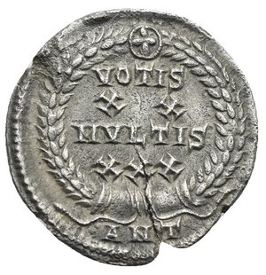 reverse: Constantius II, 337-361. Siliqua (Silver, 20.30 mm, 3.10 g) Antioch, 347/355. DN CONSTAN TIVS PF AVG Head of Constantius right wearing pearl diadem. Rev. VOTIS XX MVLTIS XXX within laurel wreath with cross-shape palmette on top and ribbons below, ANT in exergue. RIC VIII, 105; Cohen 339a. Flan crack, otherwise, Very Fine.

