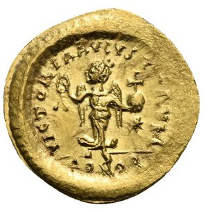 reverse: Justin I, 518-527. Tremissis (Gold, 15,53 mm, 1,49 g), Constantinopolis. D N IVSTINVS P P AVI Diademed, draped and cuirassed bust of Justin I to right. Rev. VICTORIA AVGVSTORVM / CONOB Victory advancing right, her head turned to left, holding wreath in her right hand and globus cruciger in her left; in field to right, star. DOC 4. MIB 5. SB 58. Virtually as struck.