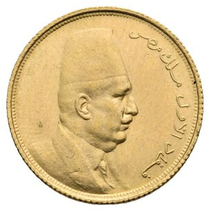 obverse: EGYPT. Fuad I, AH 1341-1355 (1922-1936). 50 Piastres AH 1341, (1923). (Gold, 20 mm, 4,25 g) Londonl mint. Fuad the first, King of Egypt. Bust of Fuad in civilian dress right. Rev. Value and date. Friedberg 104; KM 340; Hanafy 240. Extremely Fine.
The only right-facing Gold 50 Piastre issue for King Fuad I. 