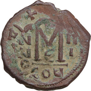 reverse: Heraclius (610-641) with Heraclius Constantine.. AE Follis, Constantinople mint, dated RY 3 (612-613)