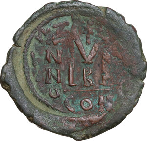 reverse: Heraclius (610-641) with Heraclius Constantine.. AE Follis, Constantinople mint