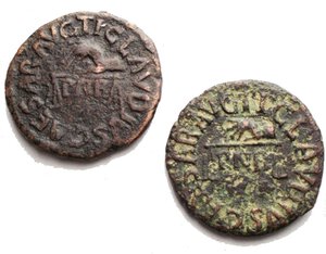 obverse: Impero Romano Claudio I° 41-54 dC. Lotto di 2 quadranti in Ae gr 3,14 e g 2,81