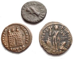 reverse: Impero Romano Insieme di tre esemplari in Ae
