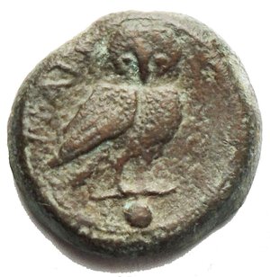 obverse: Apulia, Teate, Uncia, c. 225-220 BC; AE (g 3,2; mm 14,8 x 15,4); Head of Athena r., wearing crested Corinthian helmet, Rv. TIATI, owl standing r. with closed wings; below one pellet. HNItaly 702d; SNG Copenhagen -; SNG ANS 752. Brown green patina. Rare