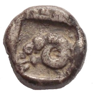 reverse: Troas, Kebren, c. 5th centuries BC. AR Diobol (9,1mm, 1.10g). Female head l. R/ Ram’s head l. within incuse square. SNG von Aulock 1546. Rare, VF