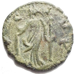 reverse: Tetrico I (270-273). Gallia. Antoniniano. d/ Busto radiato a destra. R/ Pseudo legenda. AE. g 1,46. mm 14,97. Spl. R. Patina verde