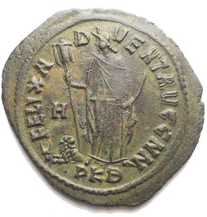 reverse: Maximianus Herculius (286-305 AD). AE Follis (30.6 mm, 8.53 g), Carthago, c. 297 AD. Obv. IMP MAXIMIANVS P F AVG, Laureate head right. Rev. FELIX ADVENT AVGG NN, Africa standing facing, head left, in long drapery with elephant-skin head-dress, right holding standard, left tusk, at feet to left, lion with captured bull; H in left field, ° PKB in exergue. Extremely fine. Good green patina
