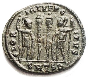 reverse: Constantinus II (324-361), Ae (2,49 gr. - 19,28 mm.) r/ GLORIA EXERCITVS - SMTSB qSPL. 