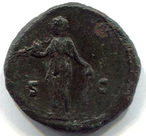 reverse: FAUSTINA II (172), Roma. AE asse (13,64 gr. - 25 mm.). R.\: VENVS; BB+.  Ottima patina verde.
