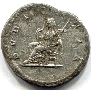 reverse: GIULIA MESA (218-224). AR denarius (2,98 gr.). D.\: IVLIA MAESA AVG; R.\: PVDICITIA; RIC 268. qBB.
