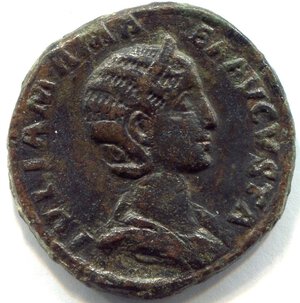obverse: GIULIA MAMAEA (235). Roma. AE sestertius (17,66 gr. - 31 mm.). R.\: IVNO AVGVSTAE. RIC 683. BB+. Ottima patina brown.