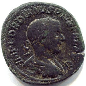 obverse: Gordiano III (238-244). Roma. AE Sestertius (31 mm - 20,6 gr). R.\:  IOVI STATORI. qBB. Note: bel modulo, gradevole la patina nera.