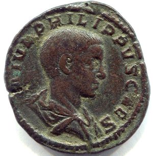 obverse: FILIPPO II (247-249). Roma. Ae sestertius (20,61 gr. - 31 mm.). R.\: PRINCIPI IVVENT. BB. 