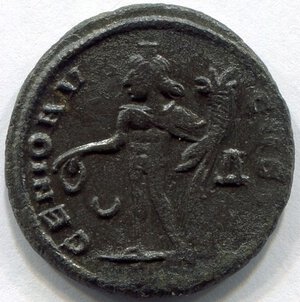 reverse: MASSIMINO D AIA (309-313). Ae follis (6,75 gr.). R.\: GENIO POPVLI ROMANI. BB+.