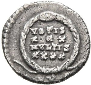 reverse: Costanzo II (337-361). Lugdunum. AR Siliqua(16 mm. - 2.28 gr.). D.\: D N CONSTAN-TIVS P F AVG; R.\: VOTIS XXX MVLTIS XXXX LVG. RIC 216. qBB. 