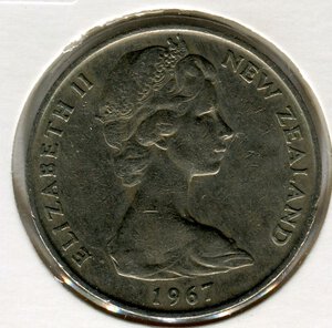 obverse: Nuova Zelanda. Regina Elisabetta 2°. 20 cents del 1967. CuNi. qSPL/SPL.
