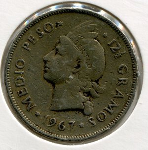 reverse: Repubblica Dominicana. 1/2 peso del 1967. CuNi. MB. 