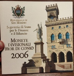 obverse: San Marino. Divisionale del 2006. 8 monete + argento.