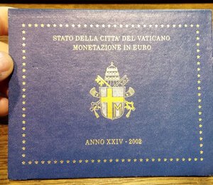 obverse: Vaticano. Divisionale del 2002. 8 monete.