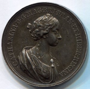 obverse: Inghilterra. Medaglia matrimonio Carlo 2° con Caterina del 1662. R3. BB/SPL. Ø 43,2mm.