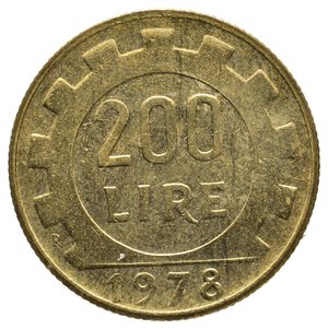 reverse: 200 Lire 1978 Mezzaluna in incuso sotto il collo
