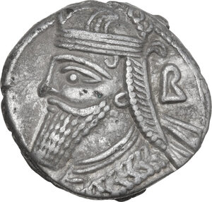 obverse: Kings of Parthia.  Vologases IV (147-191).. AR Tetradrachm, Seleukeia on the Tigris mint, dated SE 464 (152 AD)