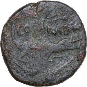 reverse: Augustus (27 BC - 14 AD) with Agrippa.. AE As, Nemausus mint, 20-10 BC