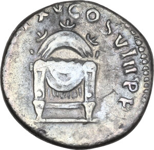 reverse: Titus (79-81).. AR Denarius, Rome mint, 80 AD