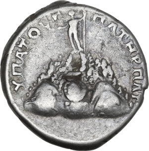 reverse: Hadrian (117-138).. AR Didrachm, Caesarea mint (Cappadocia)