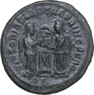 reverse: Constantine I (307-337).. AE Follis