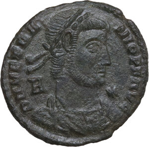 obverse: Vetranio (350 AD).. Small AE2, Siscia mint, 350 AD