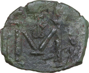 reverse: Constans II (641-668).. AE Follis, Syracuse mint