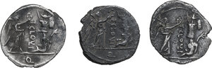 reverse: The Roman Republic.. Multiple lot of three (3) AR Quinarii of the Cloulia Gens