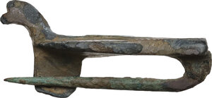 obv: ROMAN BIRD FIBULA  Roman period, c. 2nd century AD.  Roman bronze fibula depicting a bird, probably a dove, with long tail. Nice decoration with obliques lines engraved.  Lenght: 31.5 mm