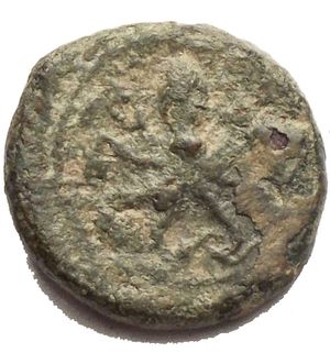 reverse: Sicily, Syracuse. Dionysios I (405-367 BC). AE Tetras (14,25 mm, 2.62 g), c. 400. Obv. Head of Arethusa to left, hair in sphendone. Rev. Octopus. CNS 14; SNG ANS 389. Green patina. Very fine.