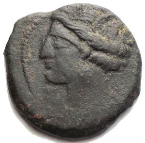 obverse: Siculo Punica. III secolo a.C. AE. D/ Testa di Tanit verso sinistra. R/ Protome equina. Peso 4,81 gr. Diametro 19,7 mm. 