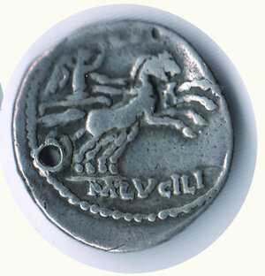 reverse: REPUBBLICA ROMANA - Lucilia - M. Lucilus Rufus (101 a.C.circa) - Denario - Forato -  Crawford 324/1.
